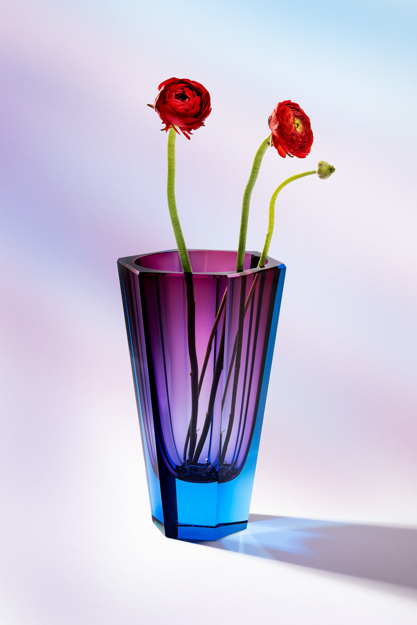 Purity vase - Aquamarine rose
