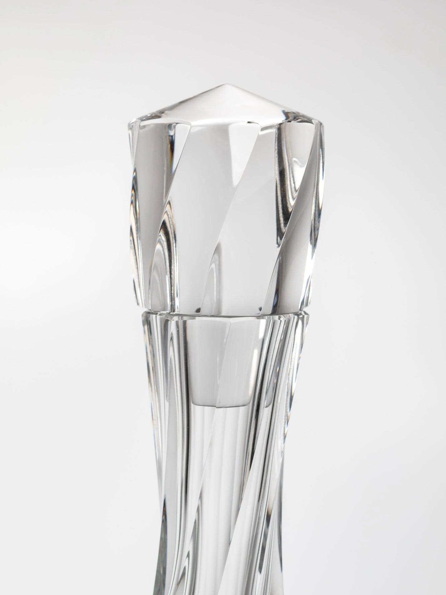 Tornado carafe
