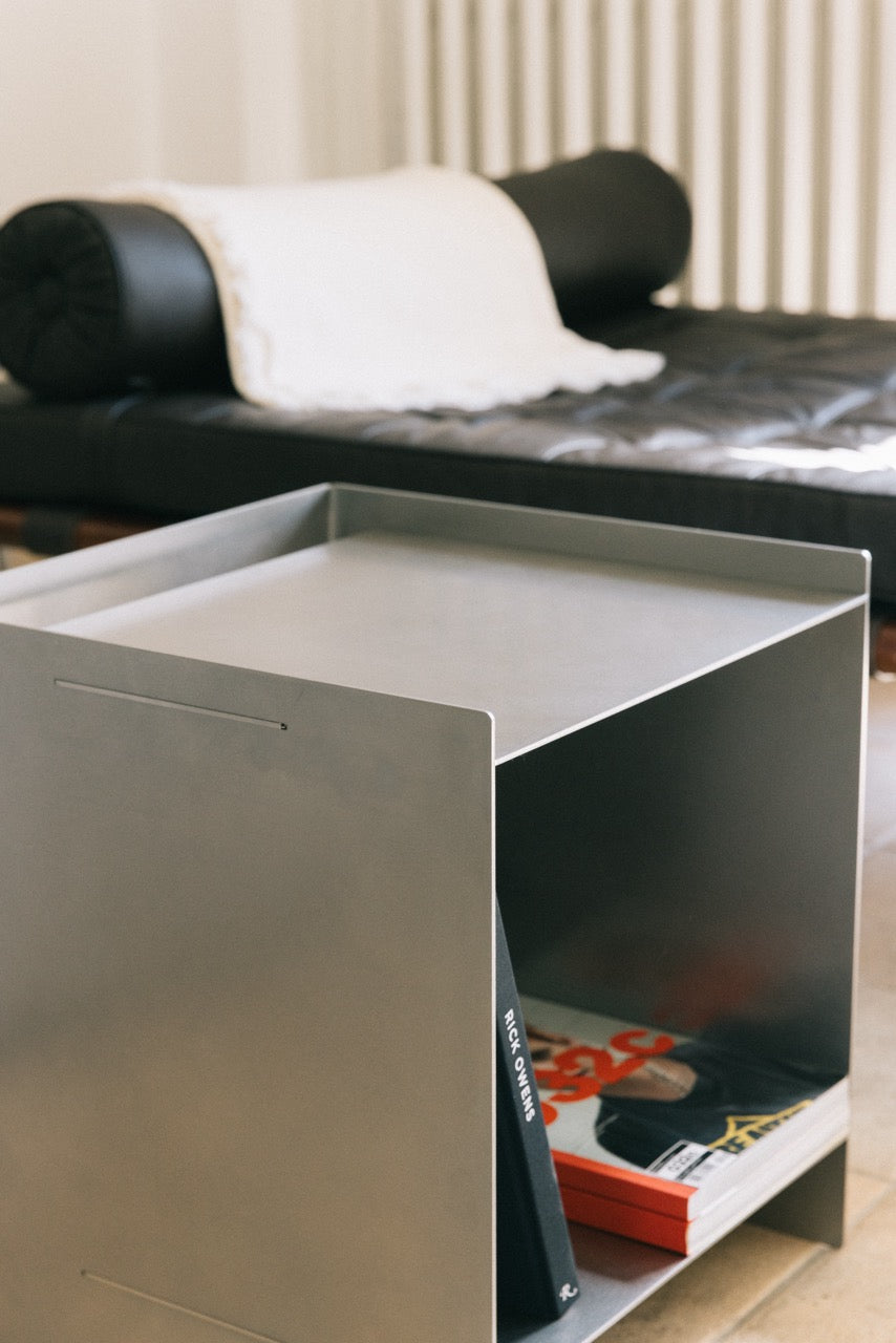 Cabinet X1