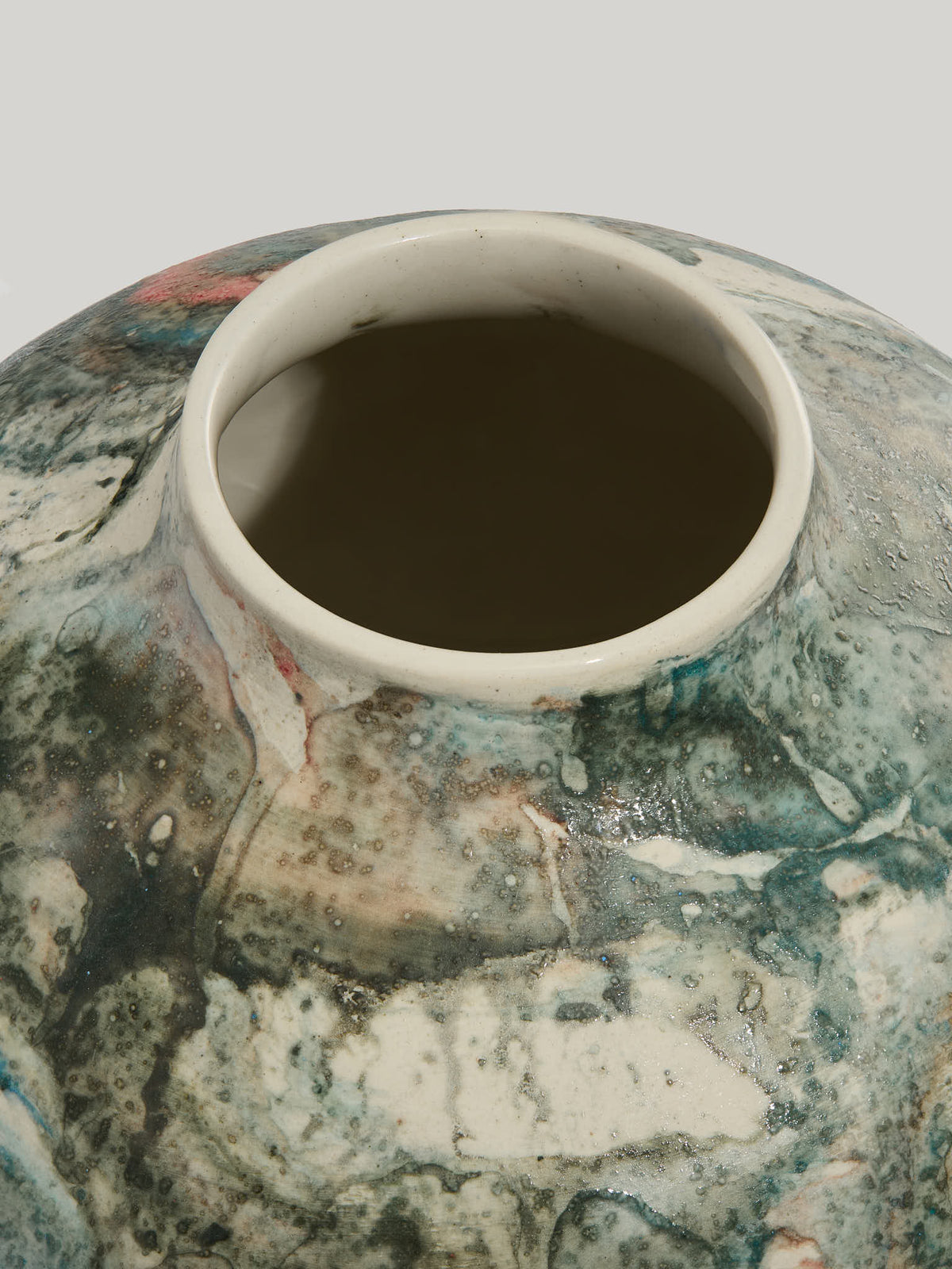 Marble vase small 5