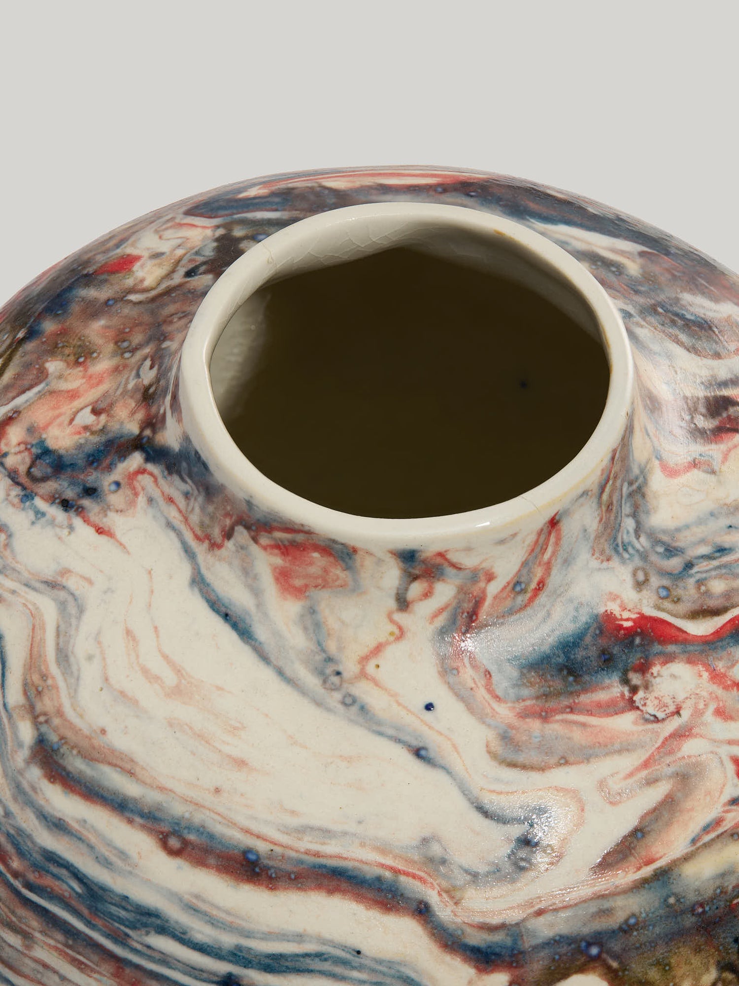 Marble vase small 6